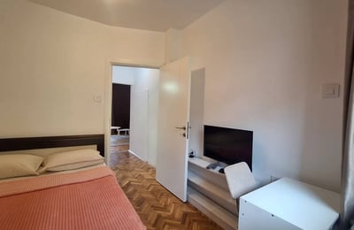 Alquiler de un acogedor apartamento de 2 habitaciones, 46 m², Voždovac, Belgrado, Serbia